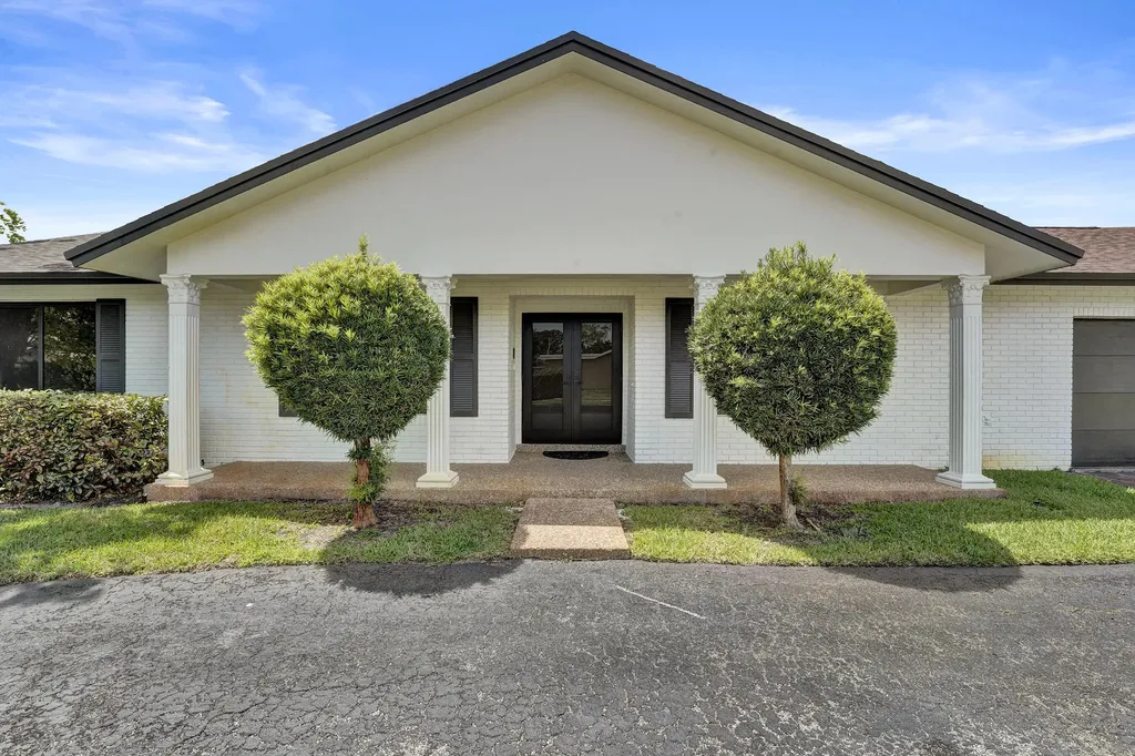 1321 SW 74th Terrace Plantation FL 33317