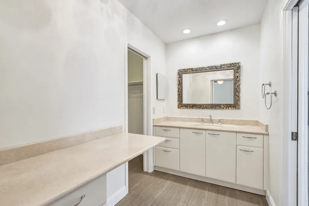 1321 SW 74th Terrace Plantation FL 33317