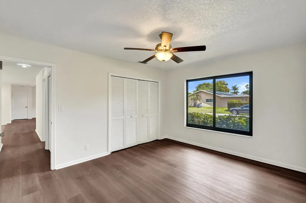 1321 SW 74th Terrace Plantation FL 33317