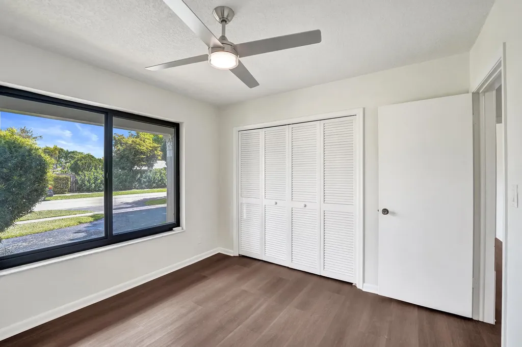 1321 SW 74th Terrace Plantation FL 33317
