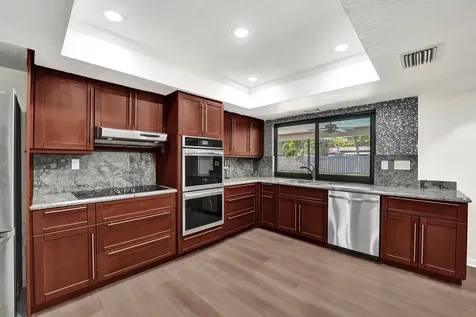 1321 SW 74th Terrace Plantation FL 33317