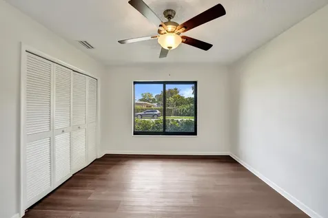 1321 SW 74th Terrace Plantation FL 33317