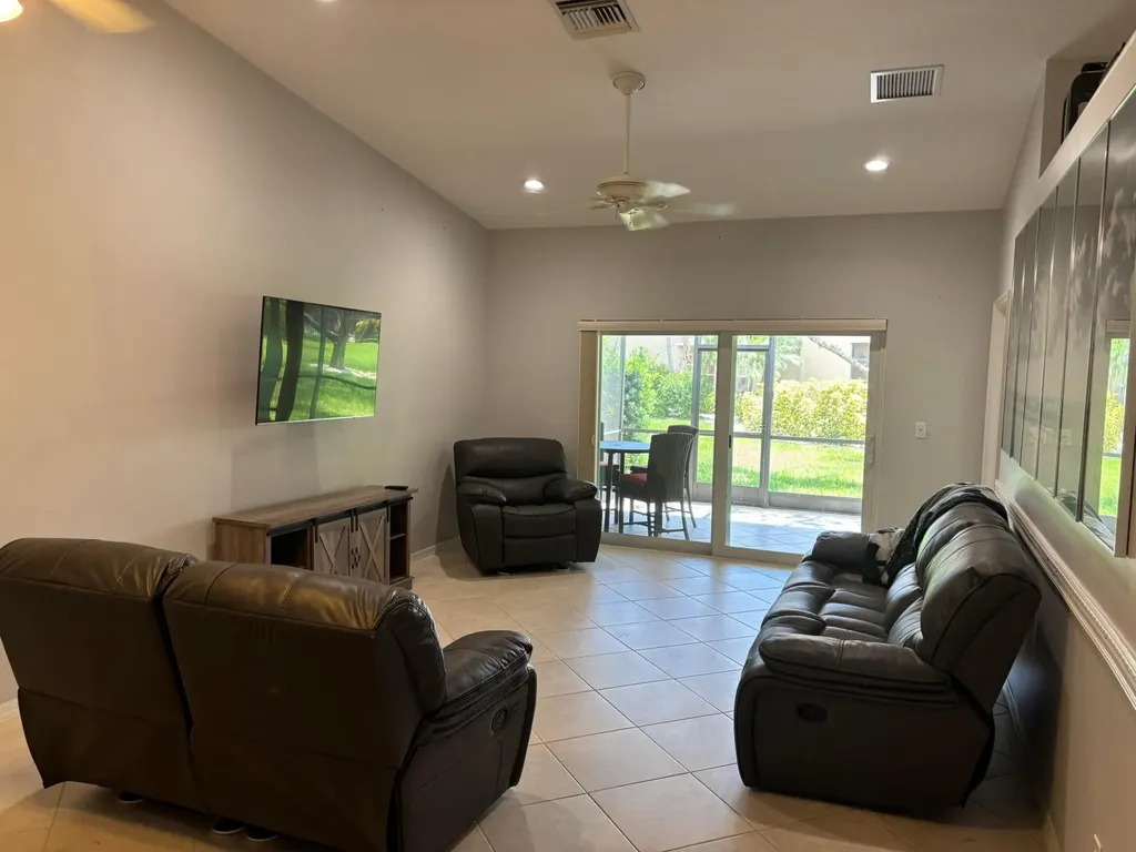 12054 Napoli Lane Boynton Beach FL 33437