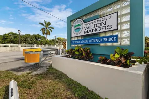 3004 NE 5th Terrace NE Fort Lauderdale FL 33334