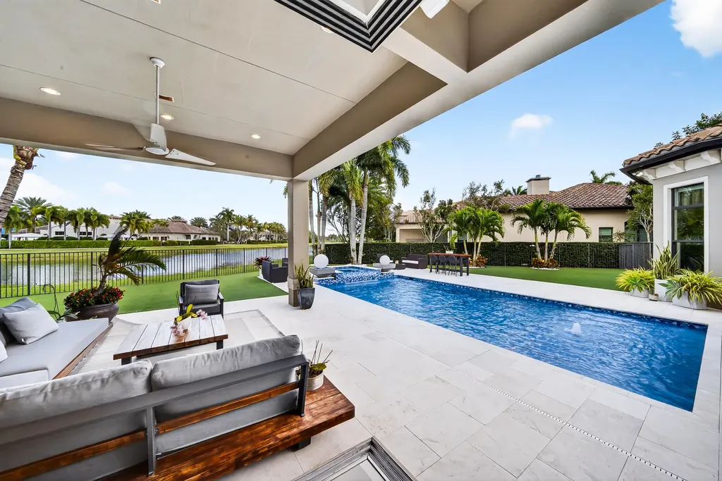 16786 Crown Bridge Drive Delray Beach FL 33446