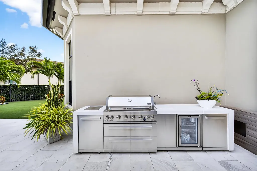 16786 Crown Bridge Drive Delray Beach FL 33446