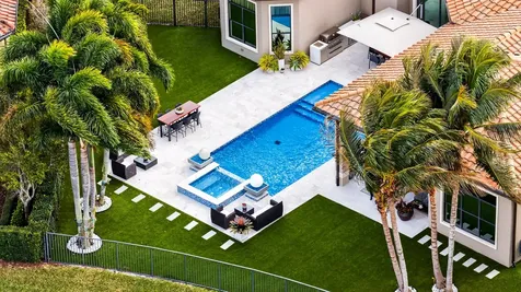 16786 Crown Bridge Drive Delray Beach FL 33446