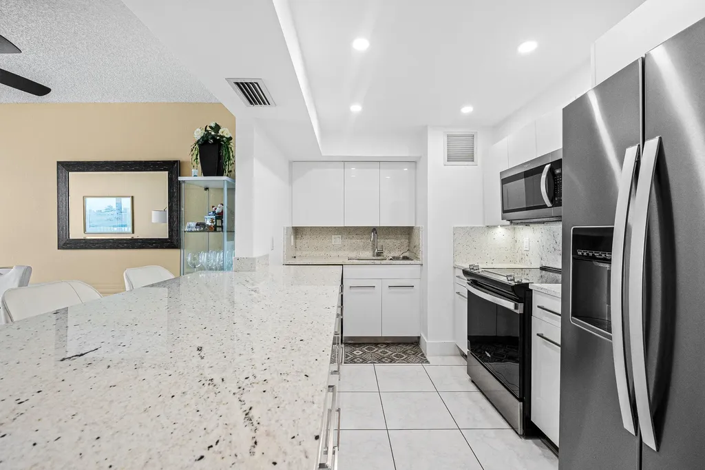 525 N Ocean Boulevard Pompano Beach FL 33062