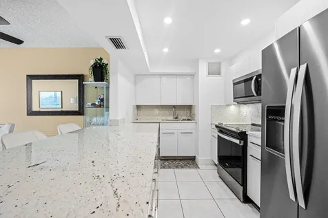 525 N Ocean Boulevard Pompano Beach FL 33062