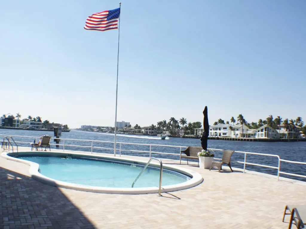 1201 S Riverside Drive Pompano Beach FL 33062