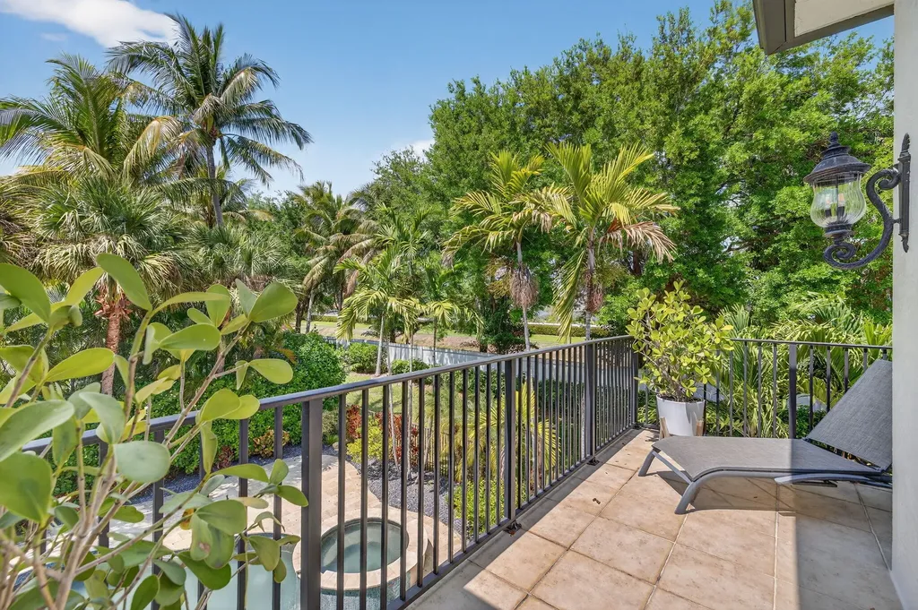 17681 Middlebrook Way Boca Raton FL 33496