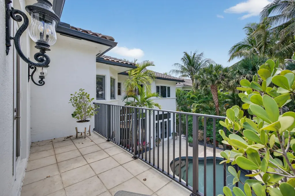 17681 Middlebrook Way Boca Raton FL 33496
