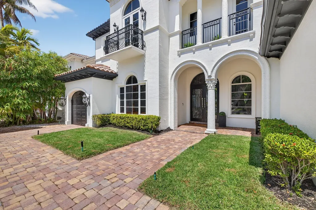 17681 Middlebrook Way Boca Raton FL 33496