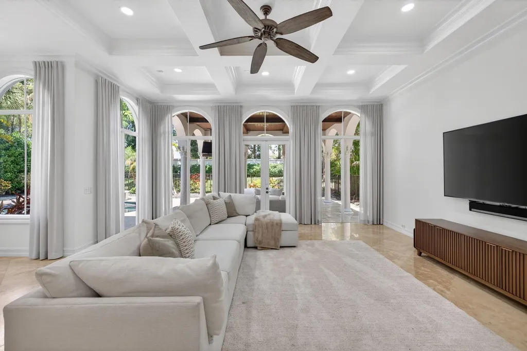 17681 Middlebrook Way Boca Raton FL 33496