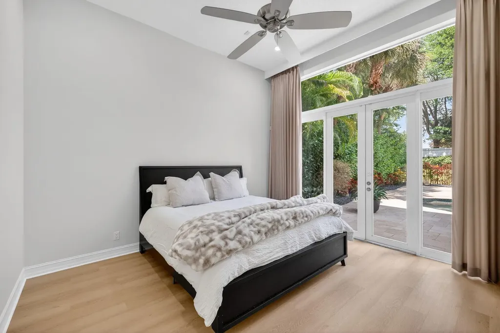 17681 Middlebrook Way Boca Raton FL 33496