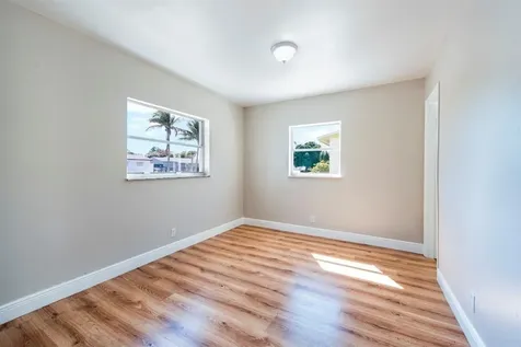 1031 SW 6th Way Deerfield Beach FL 33441