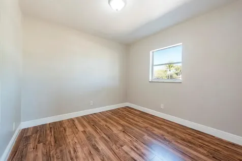 1031 SW 6th Way Deerfield Beach FL 33441