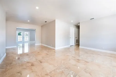 1031 SW 6th Way Deerfield Beach FL 33441