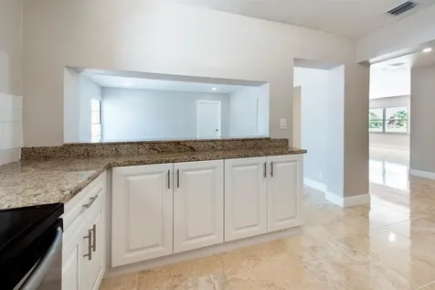 1031 SW 6th Way Deerfield Beach FL 33441