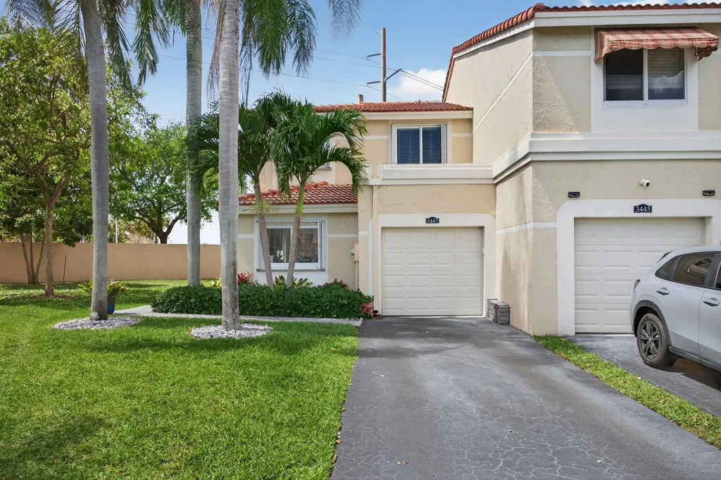 3447 Deer Creek Palladian Circle Deerfield Beach FL 33442