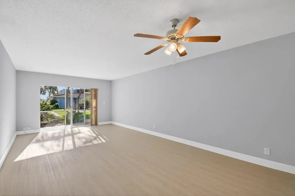1432 S Lakeside Drive Lake Worth Beach FL 33460