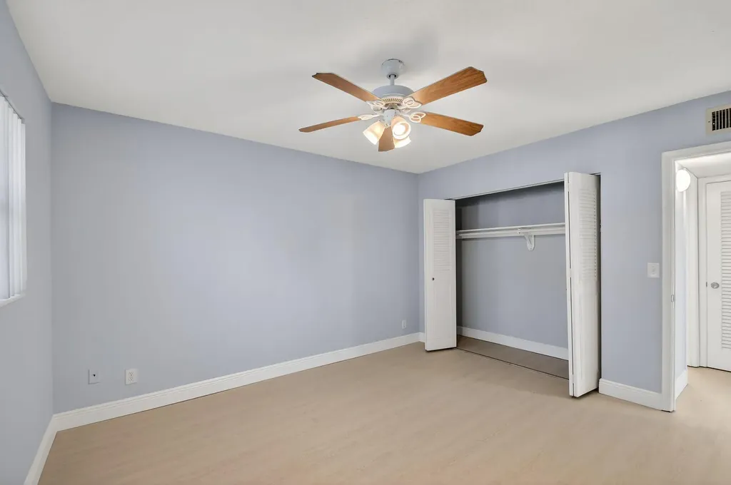 1432 S Lakeside Drive Lake Worth Beach FL 33460