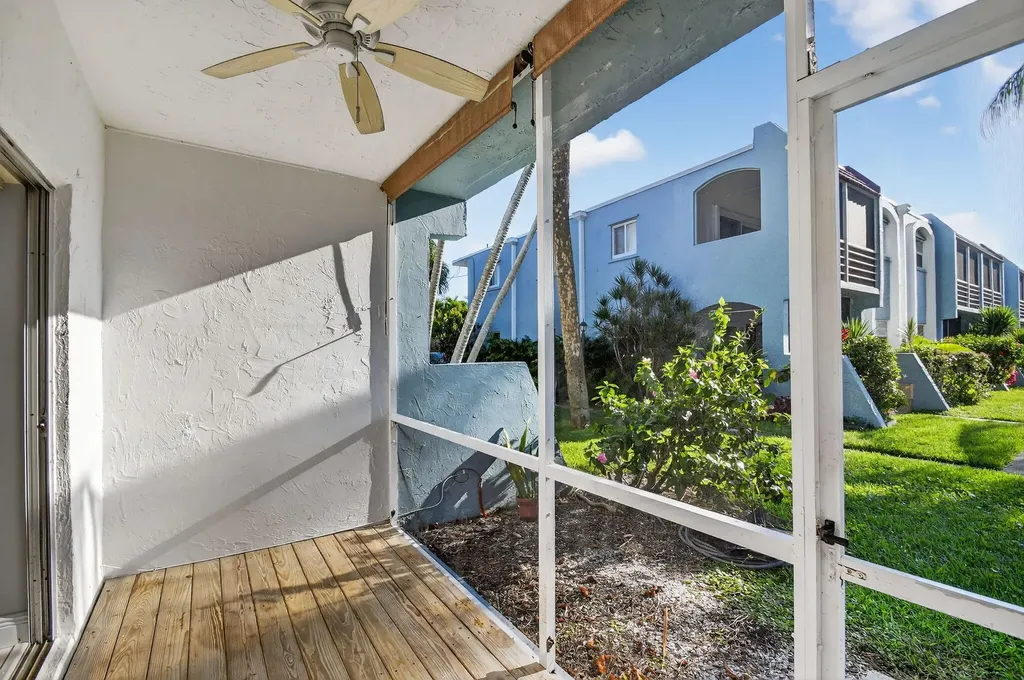 1432 S Lakeside Drive Lake Worth Beach FL 33460