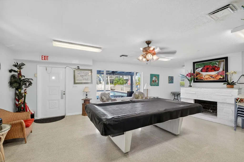 1432 S Lakeside Drive Lake Worth Beach FL 33460