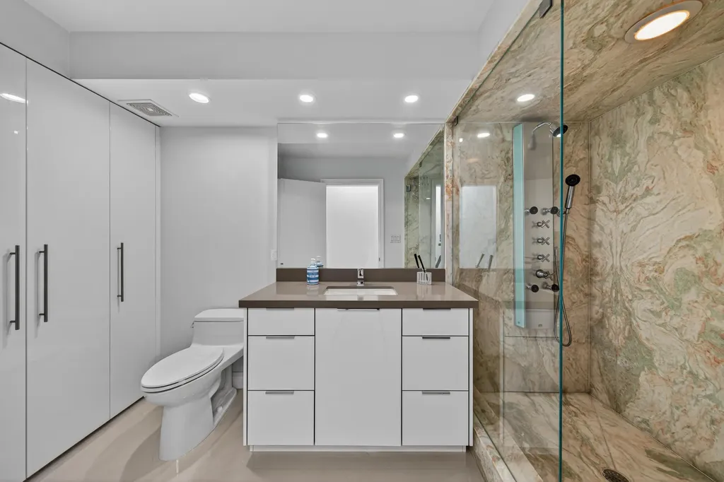 2100 S Ocean Lane Fort Lauderdale FL 33316
