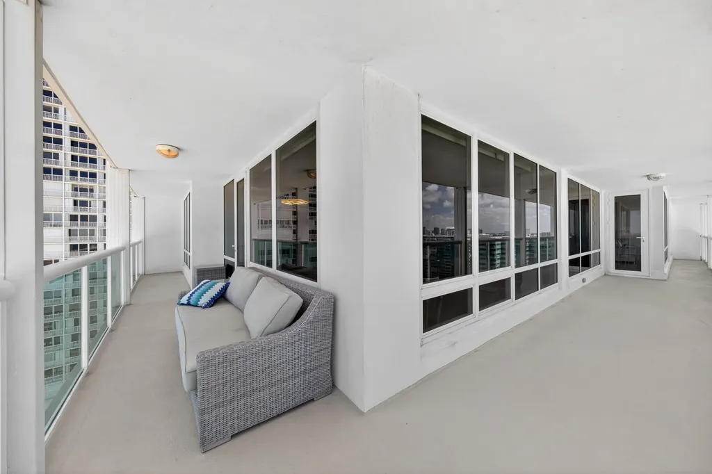 2100 S Ocean Lane Fort Lauderdale FL 33316