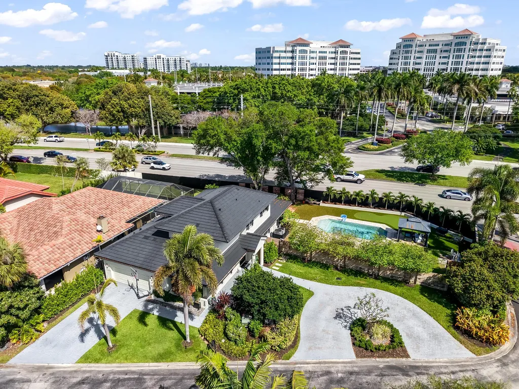 850 SW 87th Terrace Plantation FL 33324