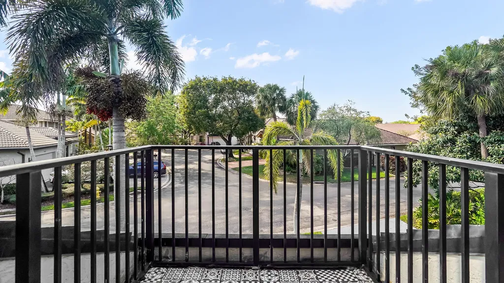 850 SW 87th Terrace Plantation FL 33324