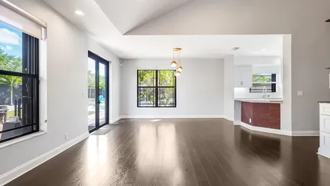 850 SW 87th Terrace Plantation FL 33324