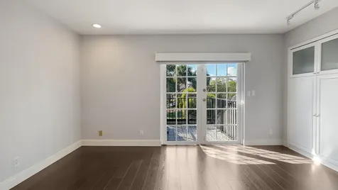 850 SW 87th Terrace Plantation FL 33324