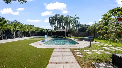 850 SW 87th Terrace Plantation FL 33324