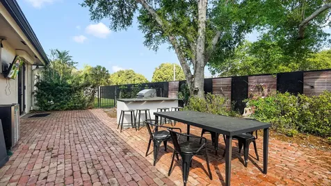 850 SW 87th Terrace Plantation FL 33324
