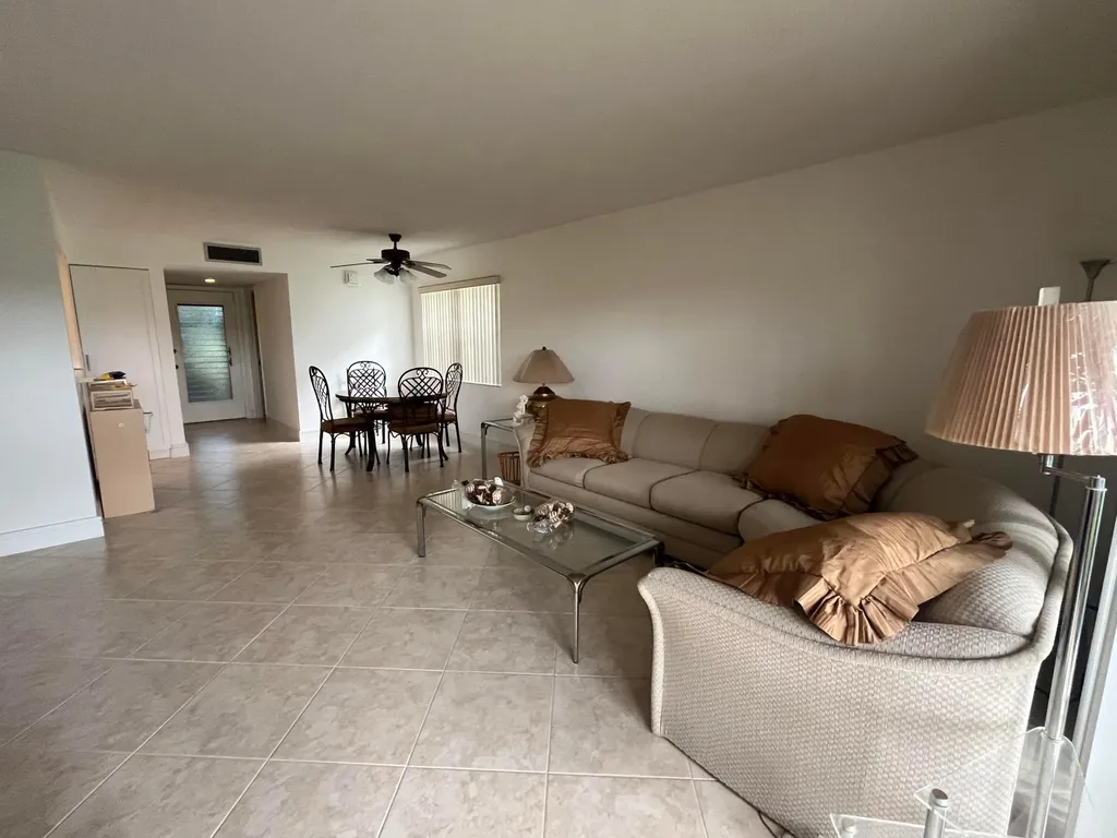 540 Piedmont L Delray Beach FL 33484