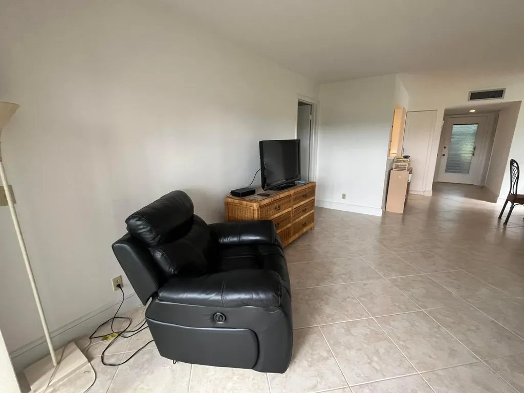 540 Piedmont L Delray Beach FL 33484