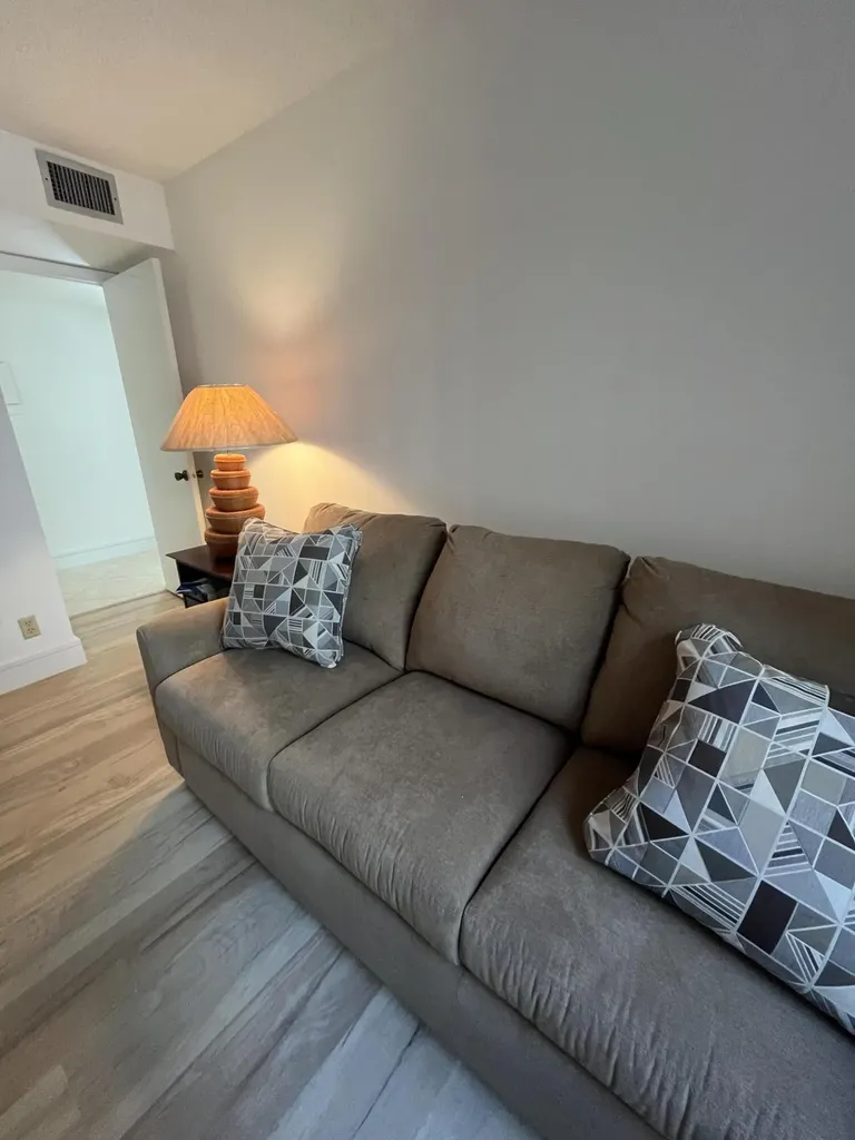 540 Piedmont L Delray Beach FL 33484