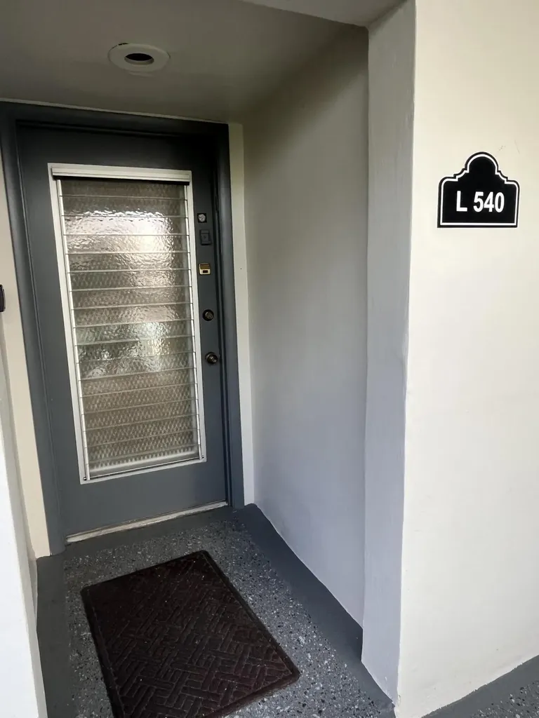 540 Piedmont L Delray Beach FL 33484
