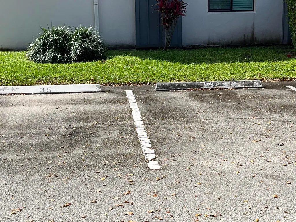 540 Piedmont L Delray Beach FL 33484