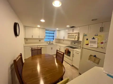 540 Piedmont L Delray Beach FL 33484