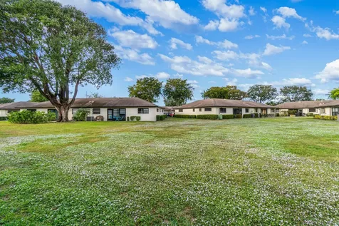 10228 Dovewood Lane Boynton Beach FL 33436