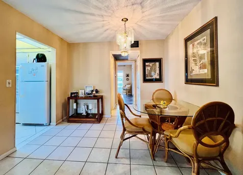 126 Andover E West Palm Beach FL 33417