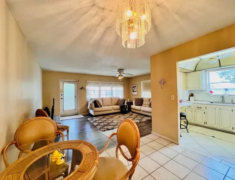 126 Andover E West Palm Beach FL 33417