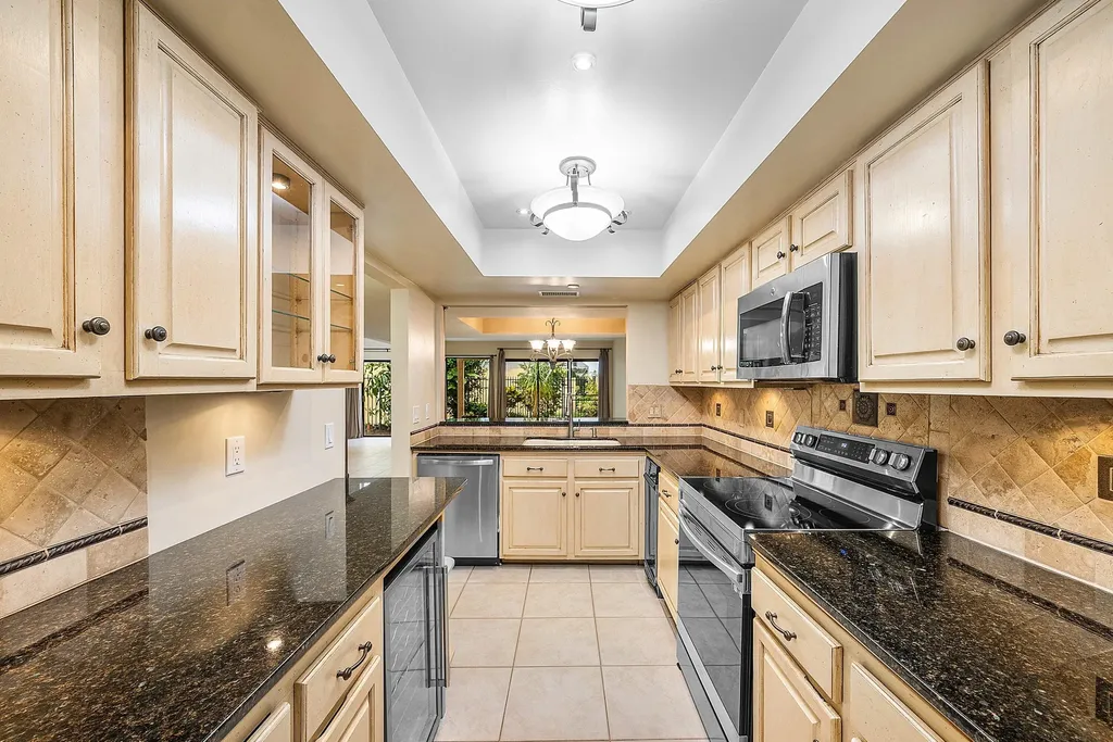 5664 Santiago Circle Boca Raton FL 33433