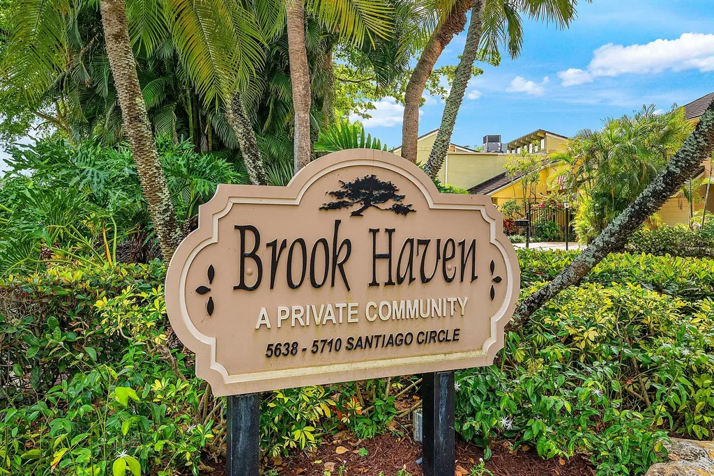 5664 Santiago Circle Boca Raton FL 33433