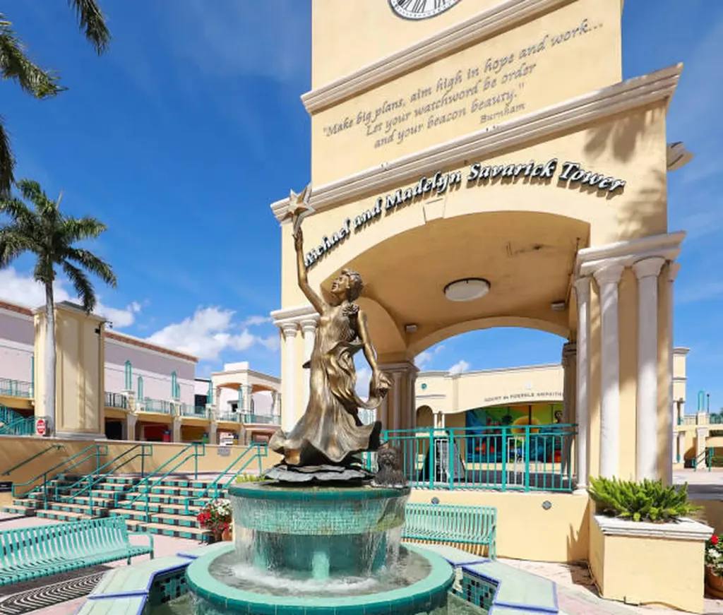 5664 Santiago Circle Boca Raton FL 33433