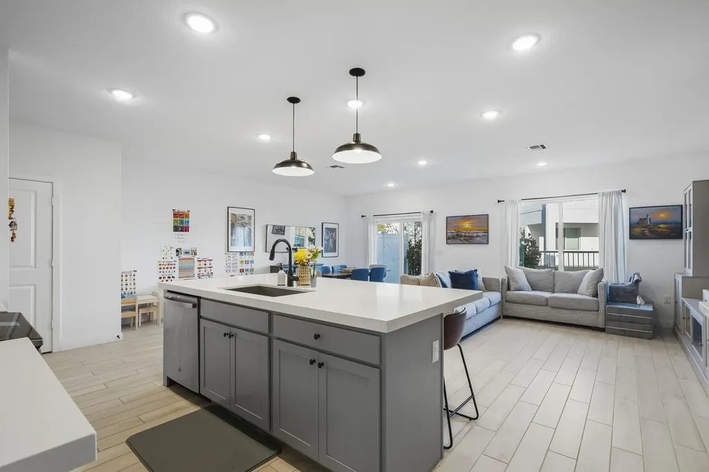 649 NE Waters Edge Lane Port St Lucie FL 34983