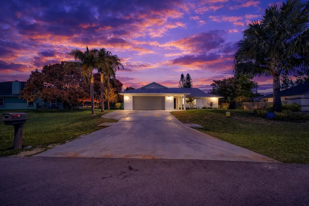 3133 SE Card Terrace Port St Lucie FL 34984